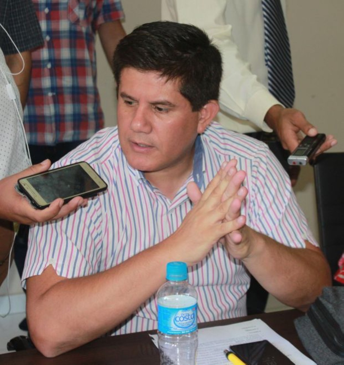 Foto 5 de Aprobaron, en mayoría, el llamado a Licitación para la reparación de aulas en instituciones educativas de la ciudad