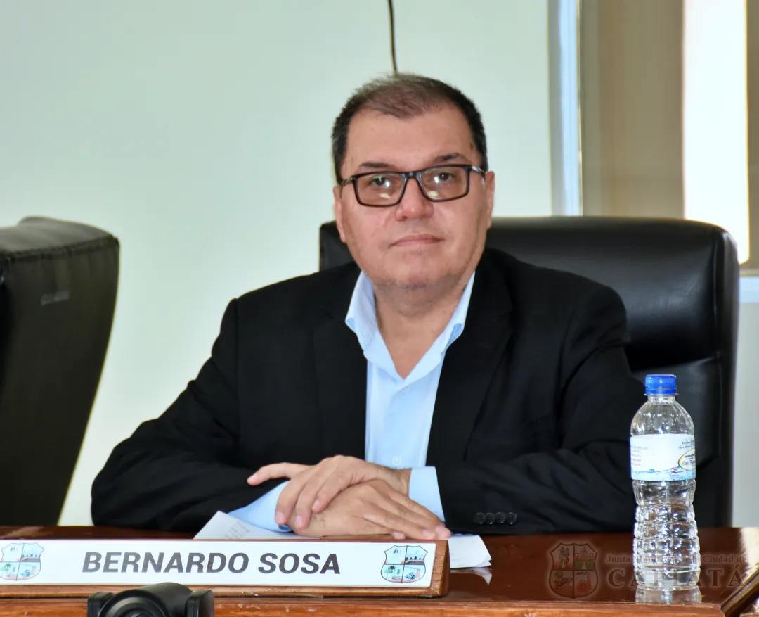 Foto 9 de SESION ORDINARIA DE LA JUNTA MUNICIPAL DE CAPIATA: Notas Recibidas y Expedientes Dictaminados