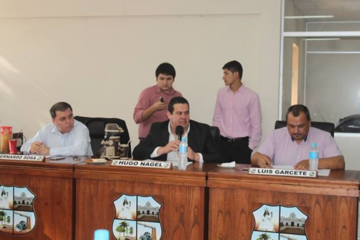 Foto 1 de SESION ORDINARIA DE LA JUNTA MUNICIPAL DE CAPIATA