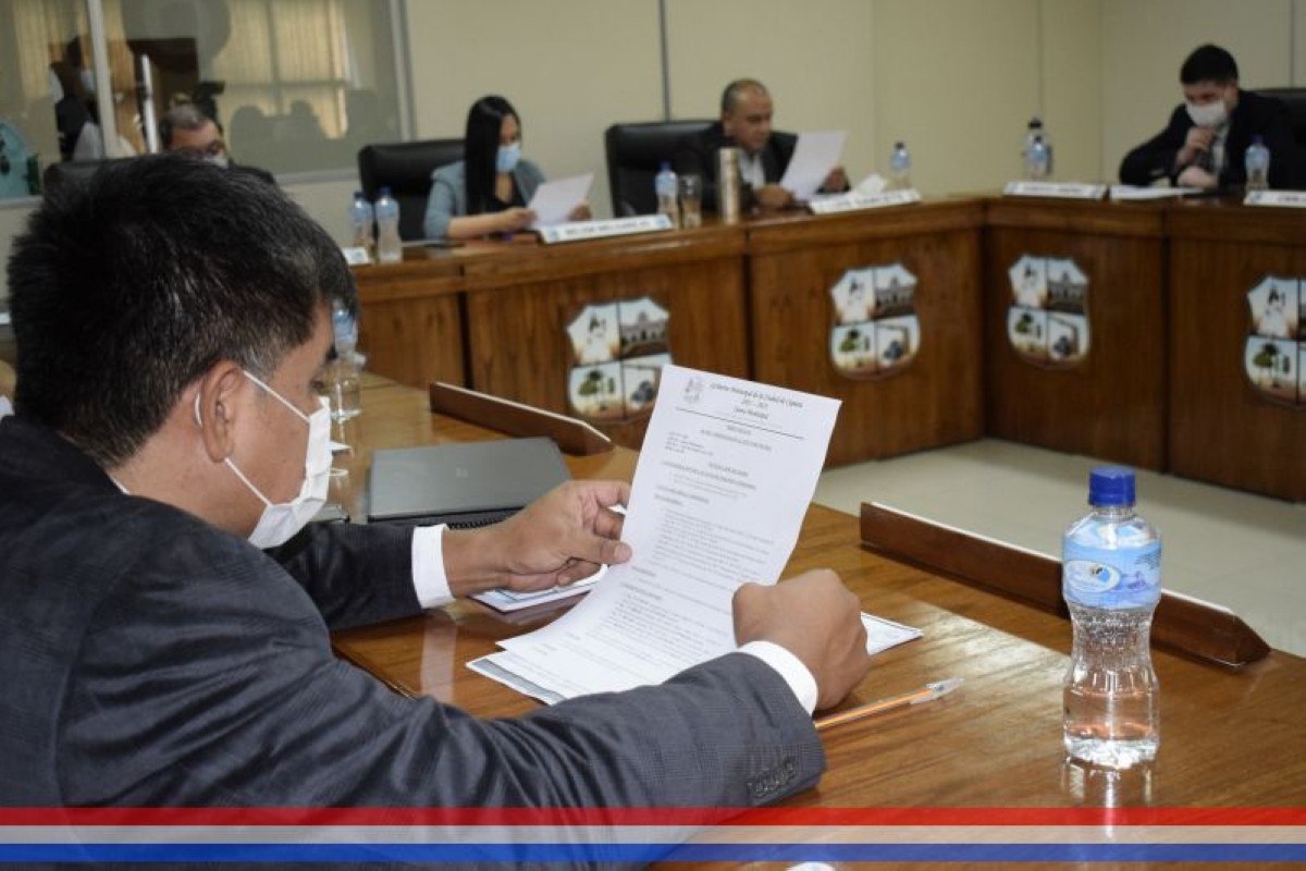 Foto 3 de SESION ORDINARIA DE LA JUNTA MUNICIPAL DE CAPIATA: Notas Recibidas, Nota Remitida y Expedientes Dictaminados