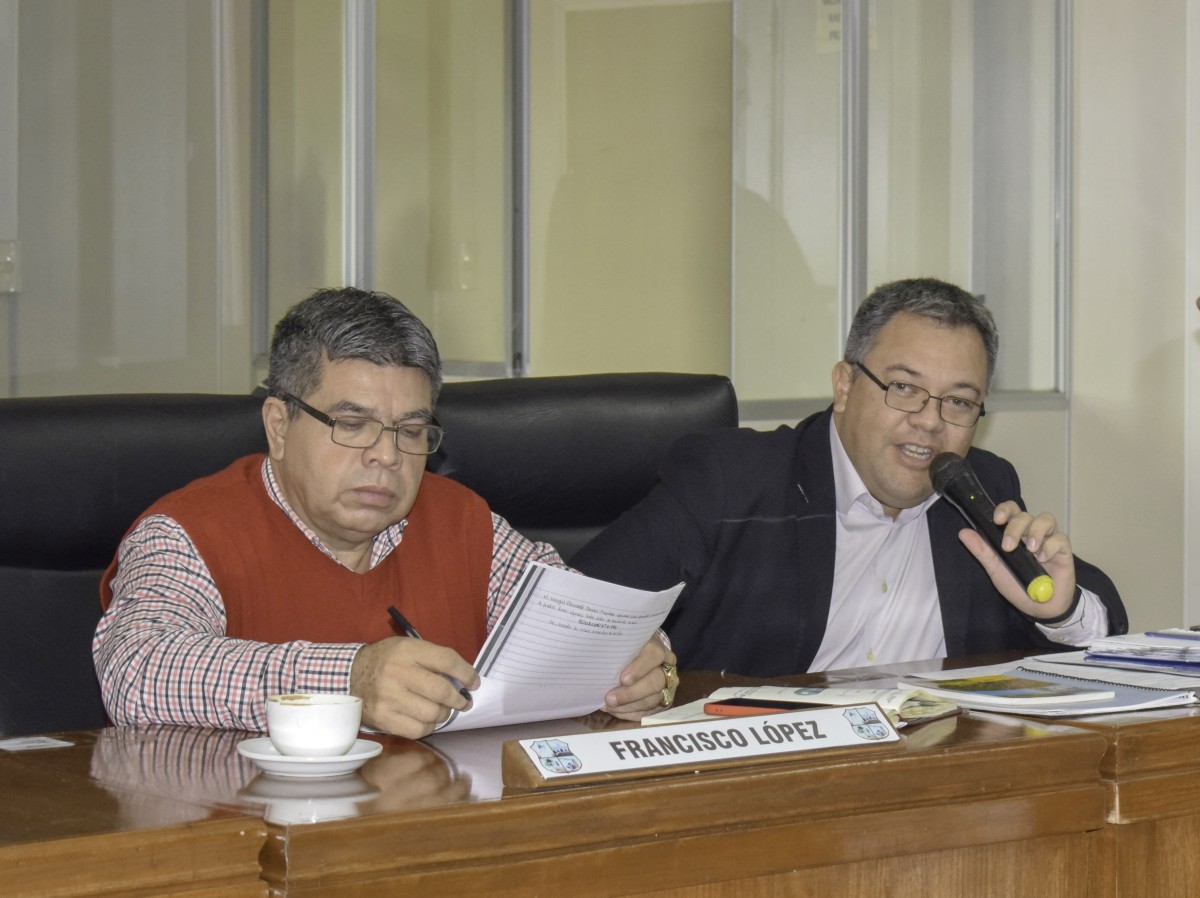 Foto 19 de SESION ORDINARIA DE LA JUNTA MUNICIPAL DE CAPIATA: Notas Recibidas, Nota Remitida y Expedientes Dictaminados