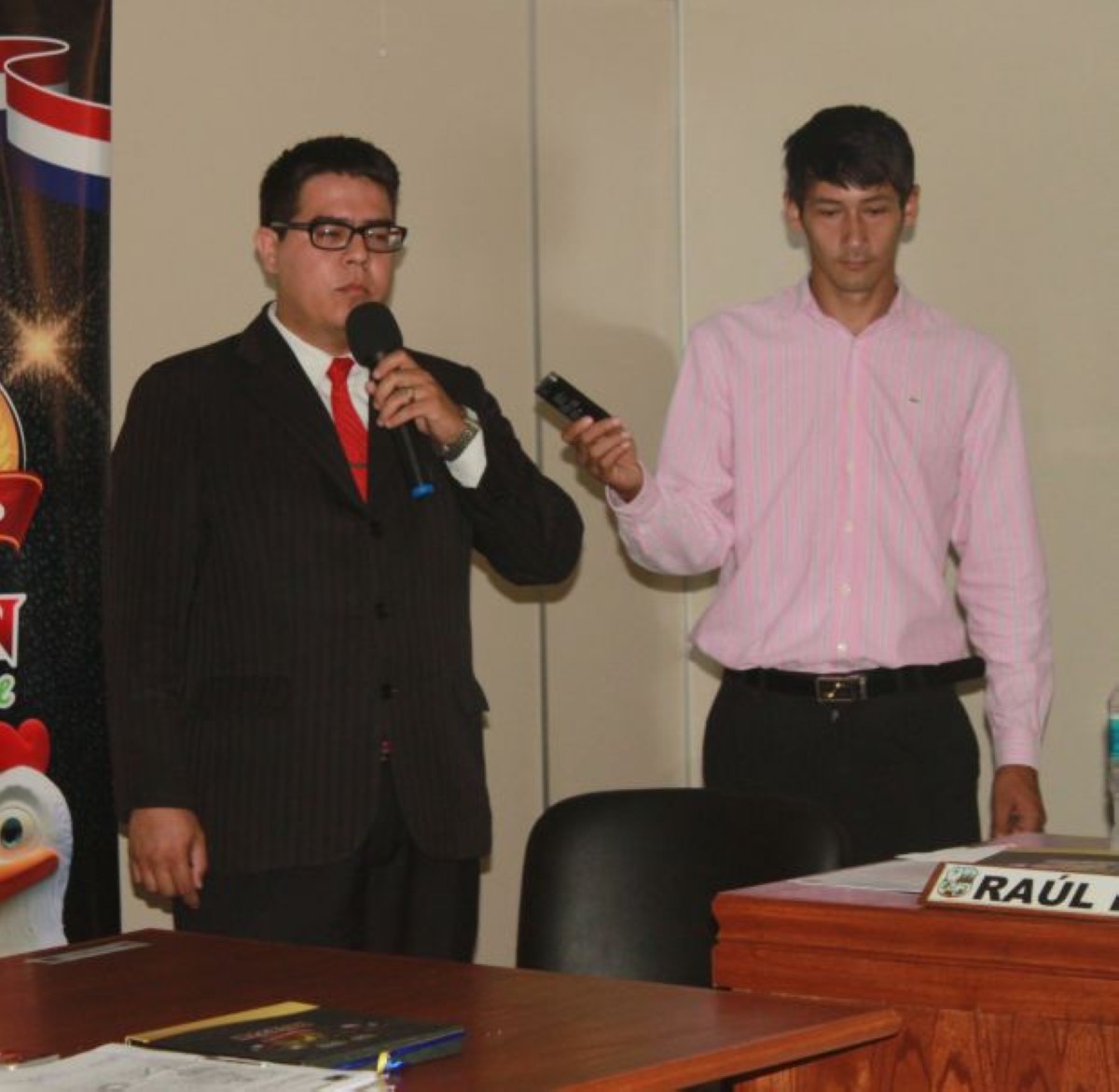 Foto 3 de El Abg. Pedro Hugo Lorenzo González Barrios juró como juez de Faltas ad hoc