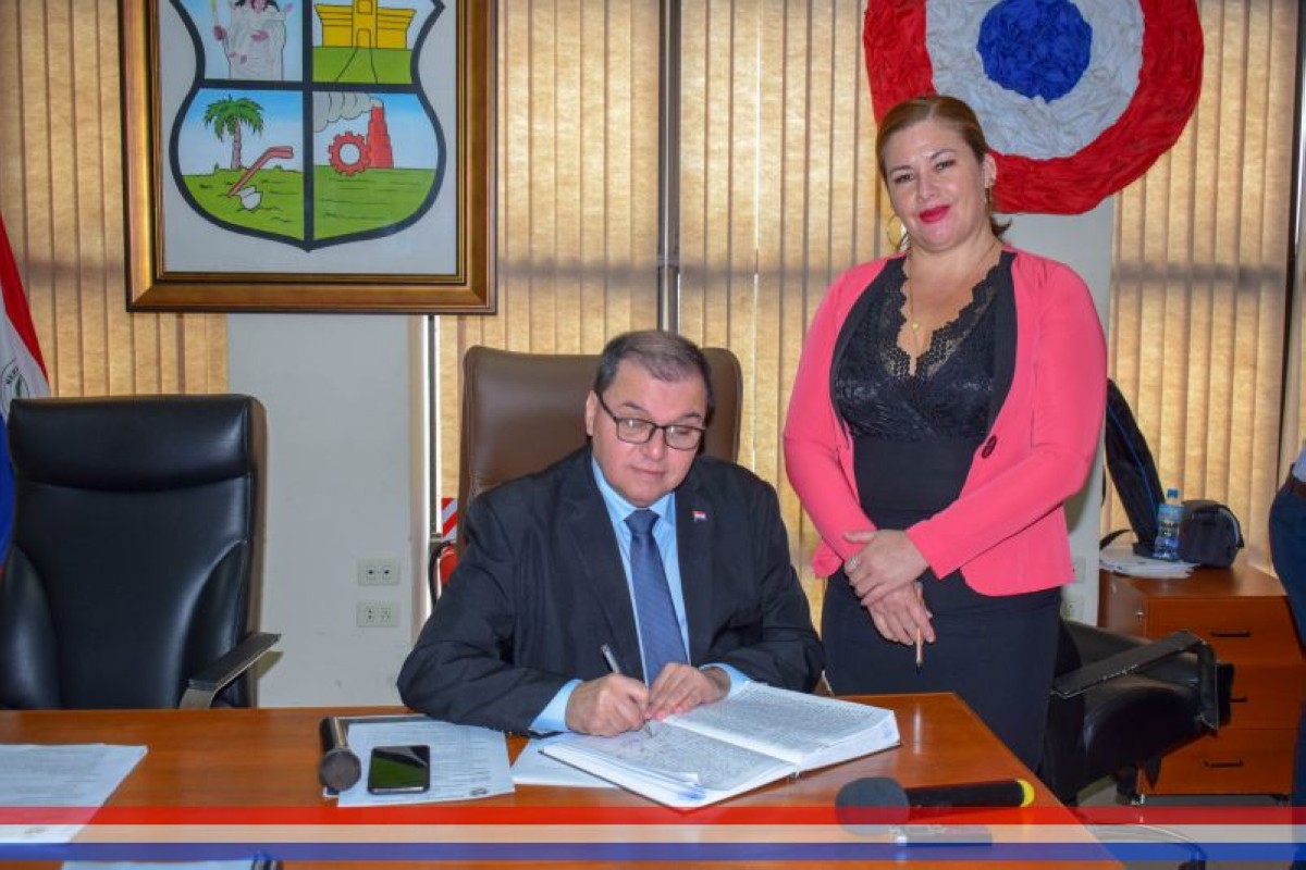 Foto 3 de Autorizan al Ejecutivo Municipal la suscripción de un convenio entre la Municipalidad de Capiatá y el MSPyBS