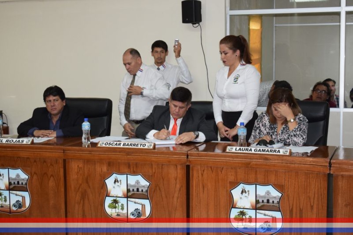 Foto 12 de SESION ORDINARIA DE LA JUNTA MUNICIPAL DE CAPIATA: Notas Recibidas, Nota Remitida y Expedientes Dictaminados