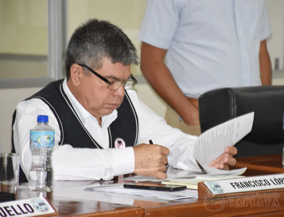 Foto 18 de SESION ORDINARIA DE LA JUNTA MUNICIPAL DE CAPIATA: Notas Recibidas, Notas Remitidas y Expedientes Dictaminados