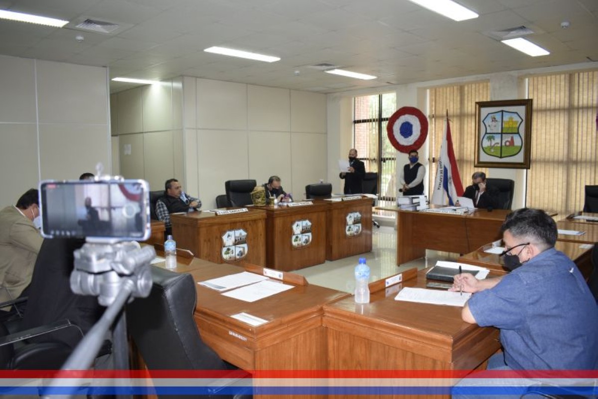 Foto 4 de SESION ORDINARIA DE LA JUNTA MUNICIPAL DE CAPIATA: Notas Recibidas, Notas Remitidas y Expedientes Dictaminados