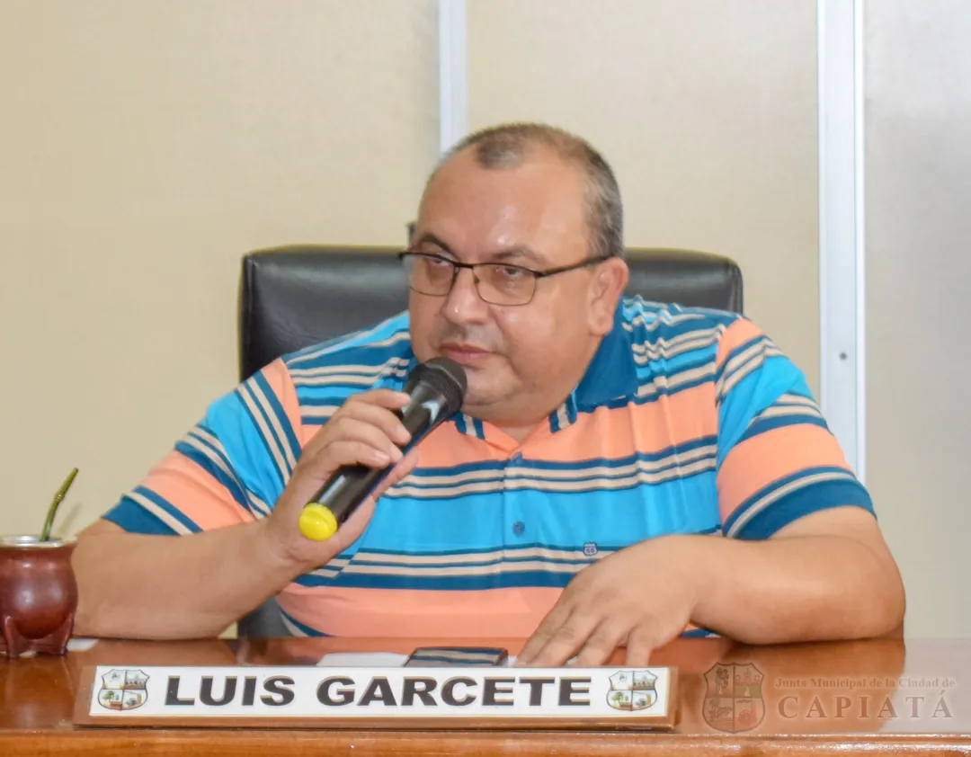 Foto 2 de Concejal López solicita intervención municipal en un caso de ocupación de calle en la Cía. 3ª ka’aguy Kupé
