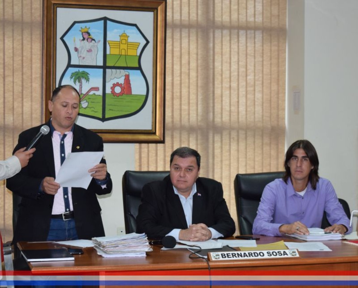 Foto 1 de SESION ORDINARIA DE LA JUNTA MUNICIPAL DE CAPIATA: Notas Recibidas y Expedientes Dictaminados