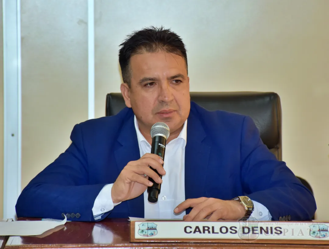 Foto 1 de Solicitan al Ejecutivo Municipal la instalación de casetas de resguardo en las paradas de ómnibus de distintas compañías de nuestra ciudad