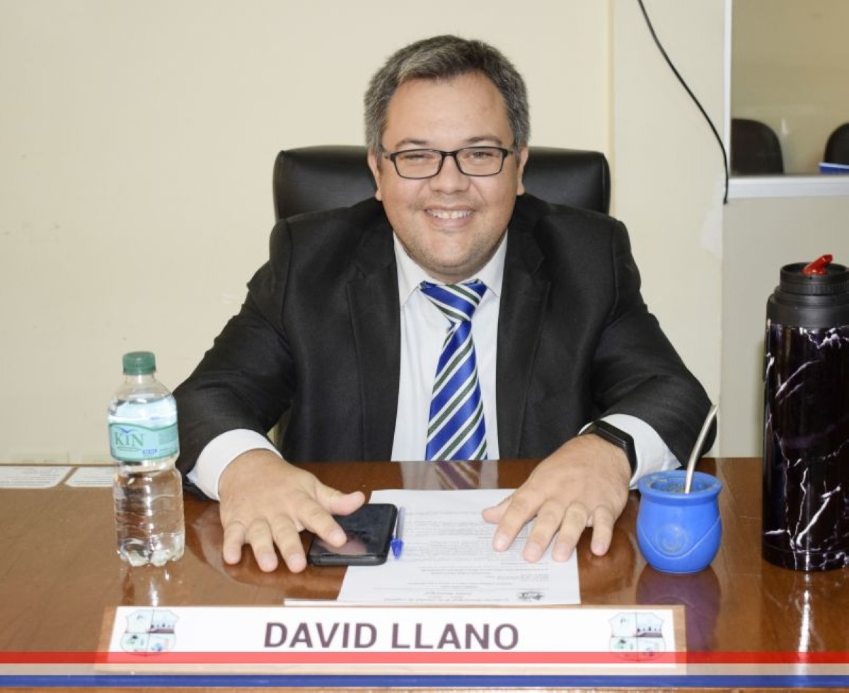 Foto 10 de SESION ORDINARIA DE LA JUNTA MUNICIPAL DE CAPIATA: Notas Recibidas, Nota Remitida y Expedientes Dictaminados