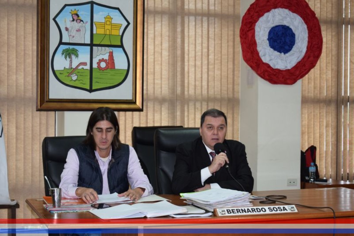 Foto 1 de SESION ORDINARIA DE LA JUNTA MUNICIPAL DE CAPIATA: Notas Recibidas, Nota Remitida y Expedientes Dictaminados