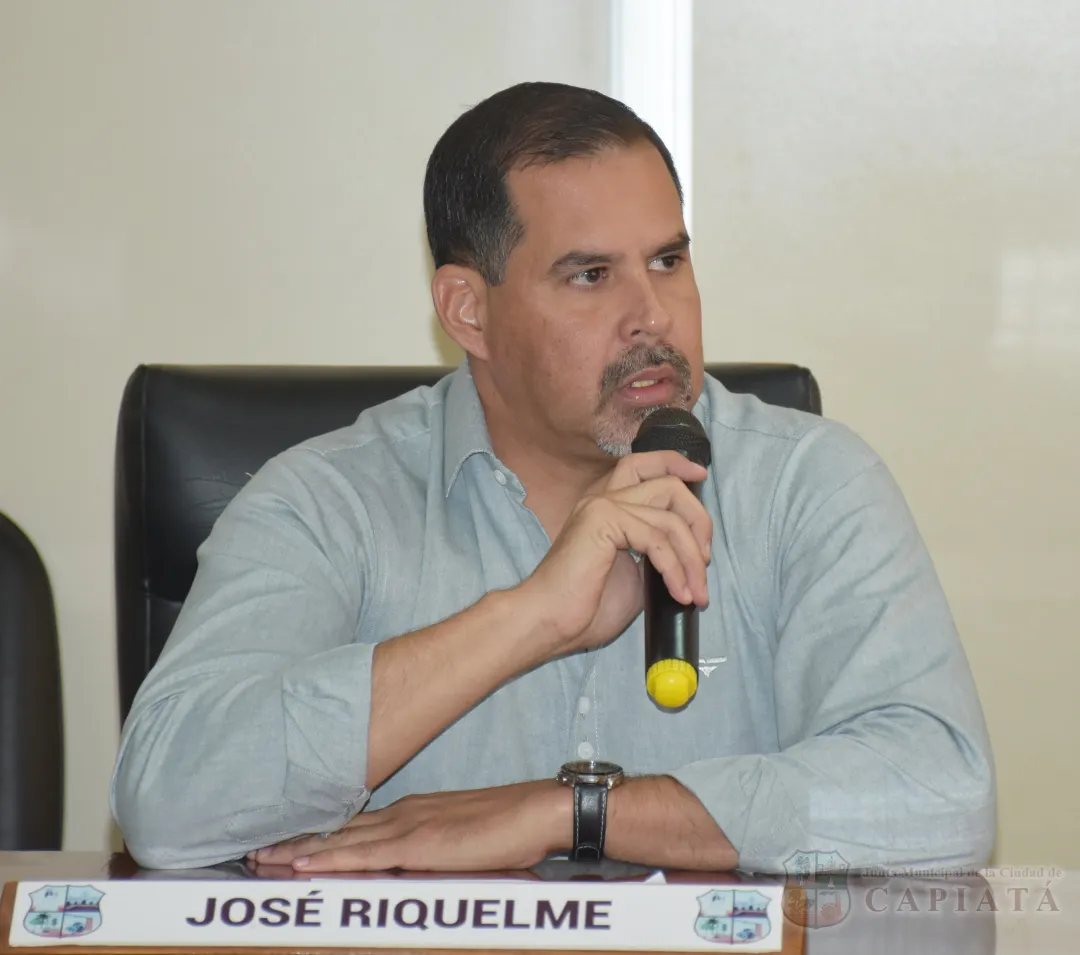 Foto 1 de Solicitan informe al Departamento de Defensa del Consumidor sobre los trabajos de control de calidad que se realizan en nuestra ciudad