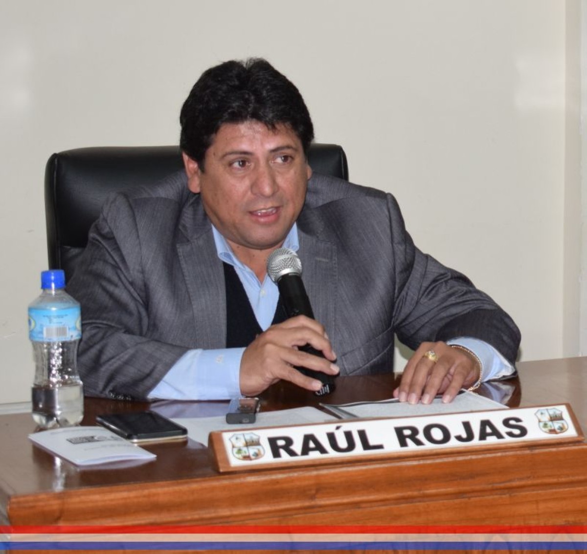 Foto 2 de Invitarán a la próxima sesión ordinaria al director de Gestión Ambiental para tratar temas como aguas servidas y quema de basuras, entre otros