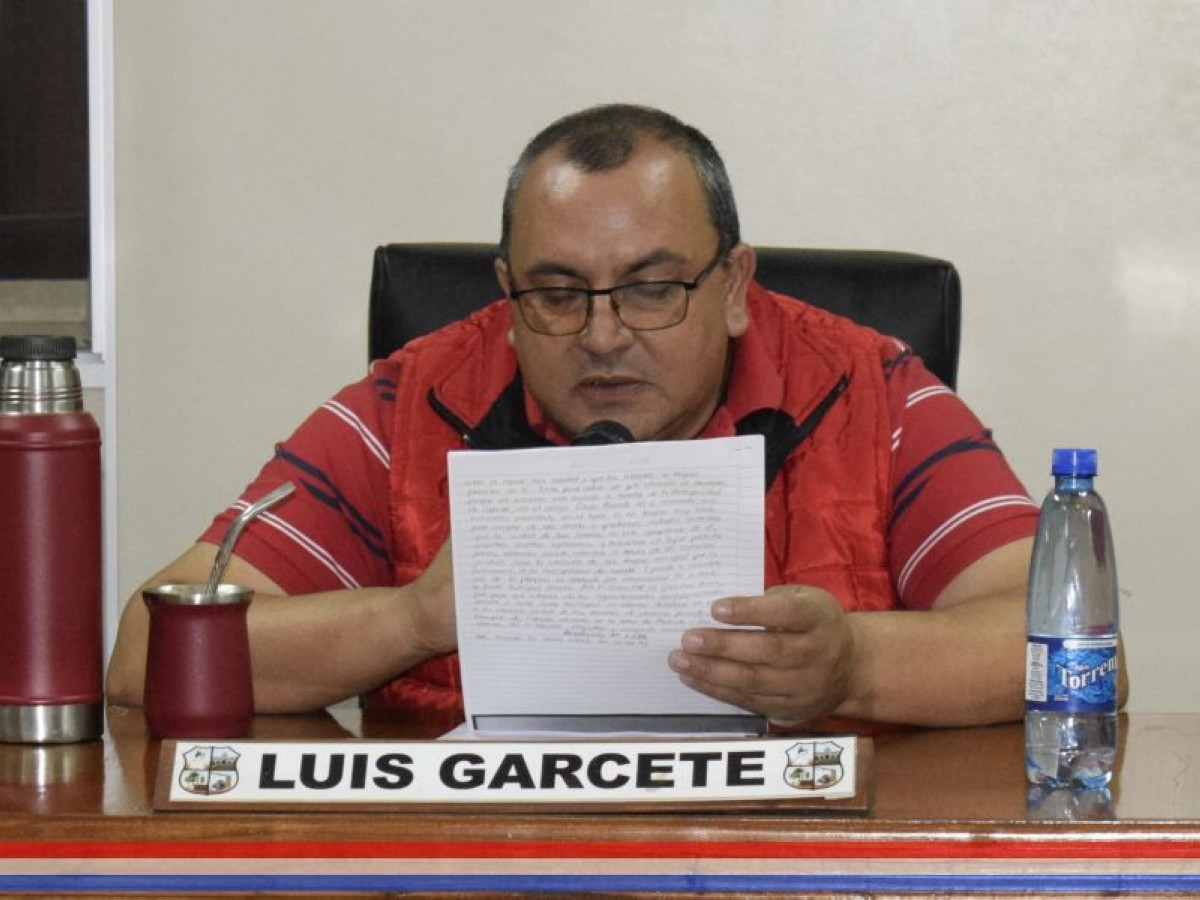 Foto 14 de SESION ORDINARIA DE LA JUNTA MUNICIPAL DE CAPIATA: Notas Recibidas, Nota Remitida y Expedientes Dictaminados