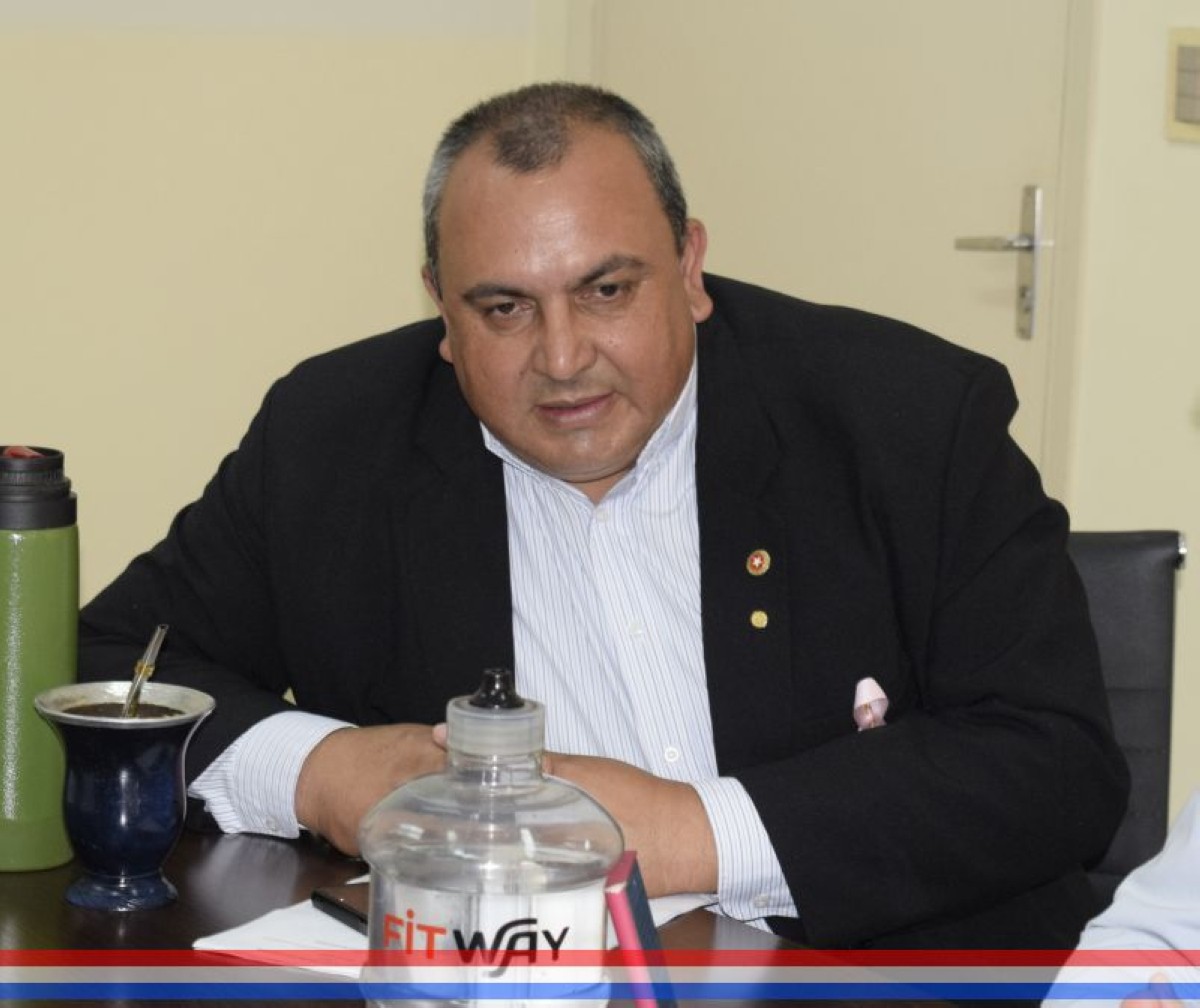 Foto 1 de Concejal Jiménez solicita gestionar ante el MOPC la reparación del asfaltado en la zona del Km. 27 ruta PY 02