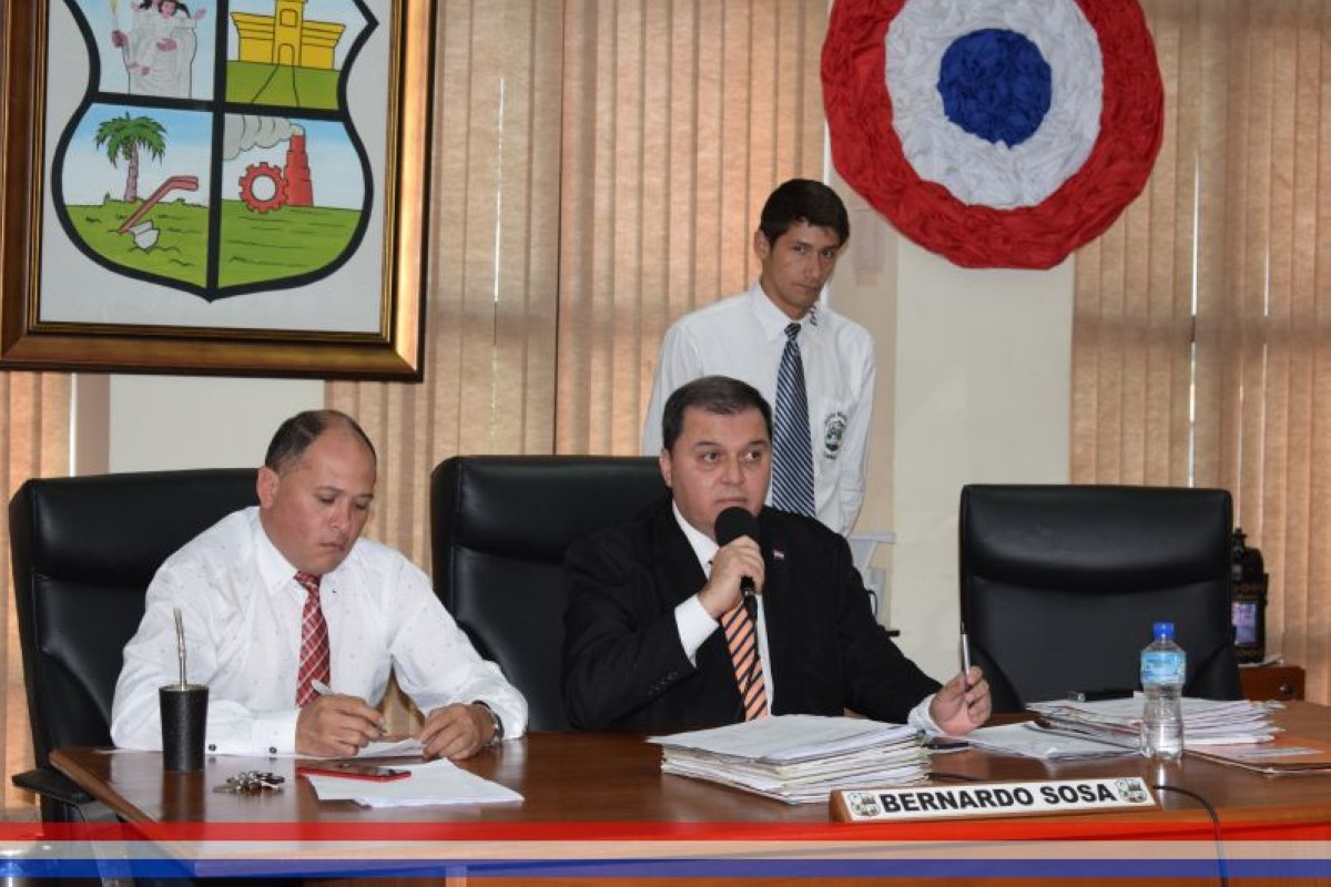 Foto 4 de Planificarán reuniones de trabajo con respecto a la idea de recuperar el ex local de la UPV - Chaco filial Capiatá