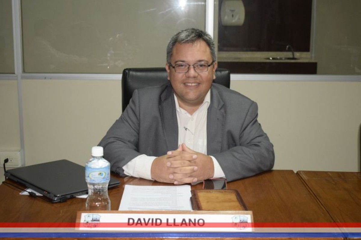 Foto 4 de SESION ORDINARIA DE LA JUNTA MUNICIPAL DE CAPIATA: Notas Recibidas, Nota Remitida y Expedientes Dictaminados