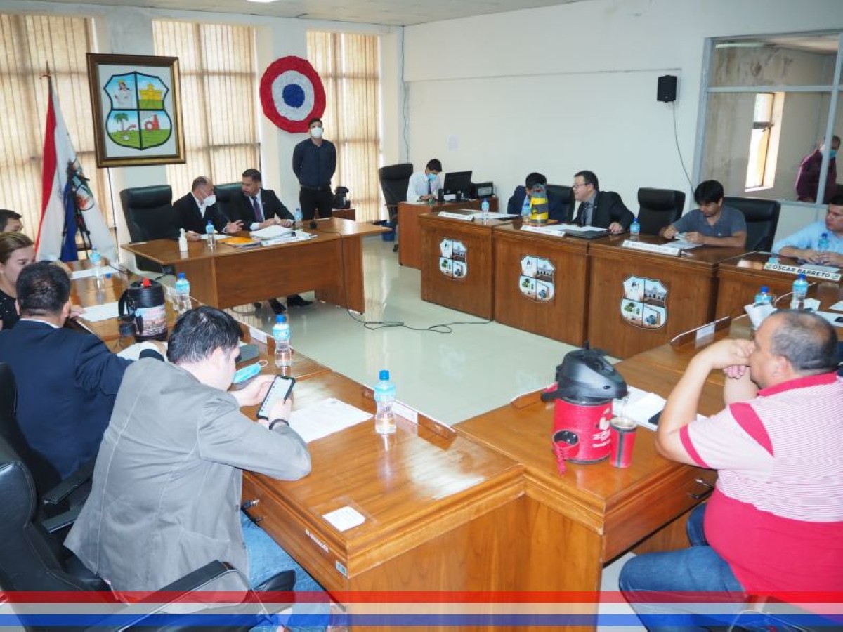 Foto 7 de SESION ORDINARIA DE LA JUNTA MUNICIPAL DE CAPIATA: Notas Recibidas, Nota Remitida y Expedientes Dictaminados