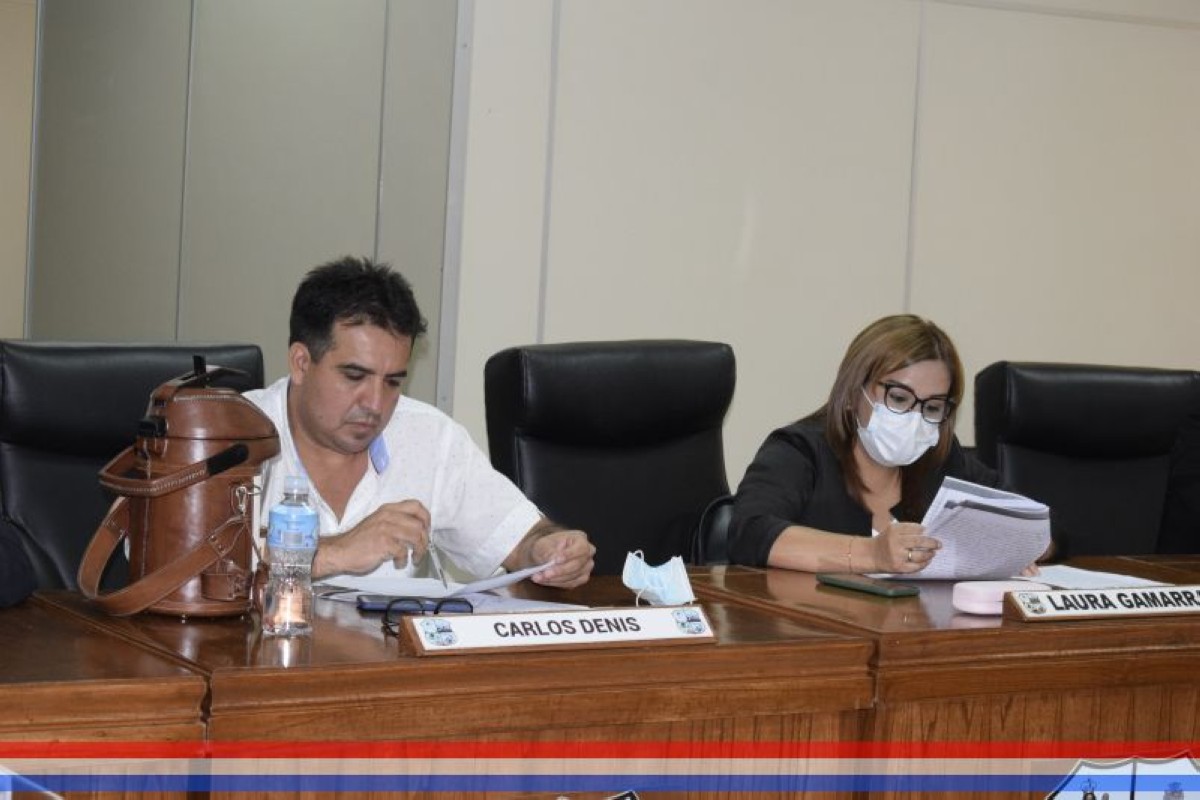 Foto 2 de SESION ORDINARIA DE LA JUNTA MUNICIPAL DE CAPIATA: Notas Recibidas y Expedientes Dictaminados