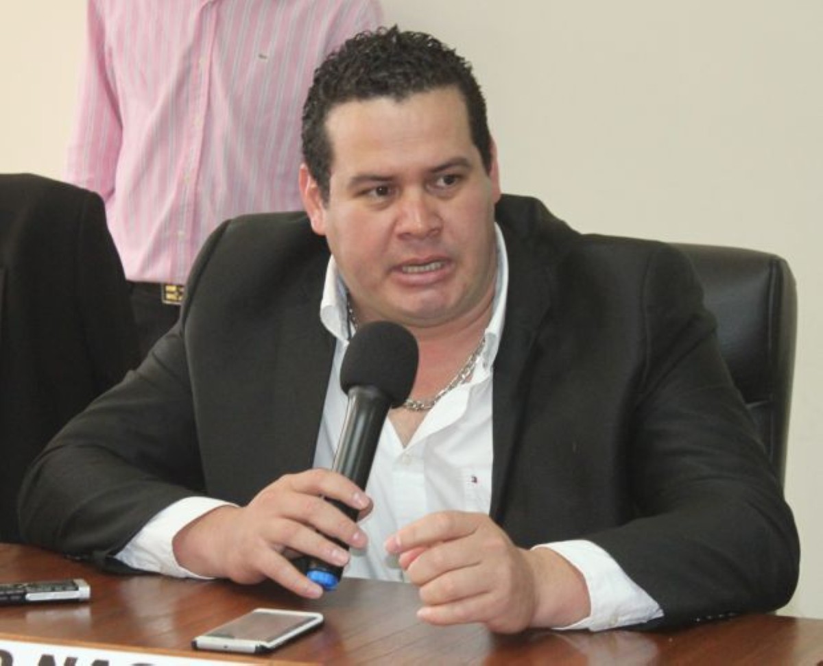 Foto 3 de Problemática de la Línea 52: motivo de un nuevo debate en la Junta Municipal