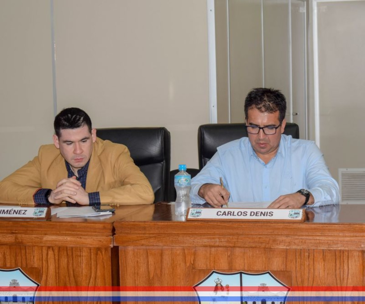 Foto 17 de SESION ORDINARIA DE LA JUNTA MUNICIPAL DE CAPIATA: Notas Recibidas, Nota Remitida y Expedientes Dictaminados