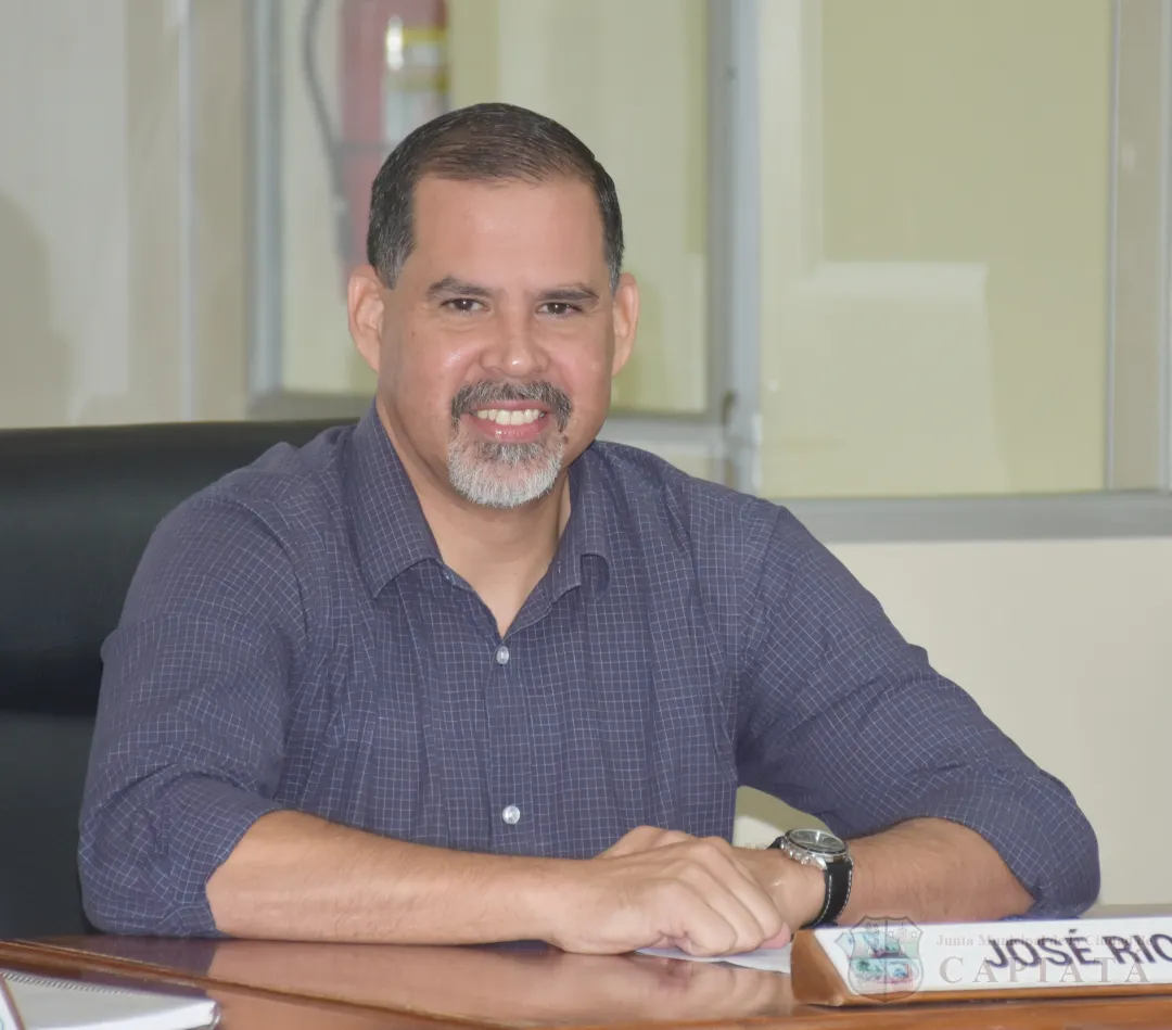 Foto 5 de SESION ORDINARIA DE LA JUNTA MUNICIPAL DE CAPIATA: Notas Recibidas y Expedientes Dictaminados
