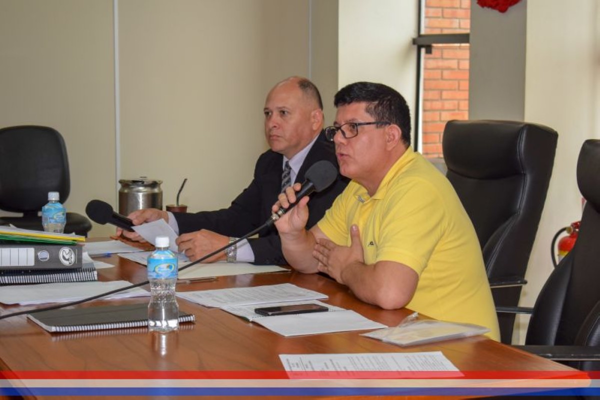 Foto 2 de Fue conformada la Mesa Directiva periodo 2023 - 2024 y las Comisiones Asesoras