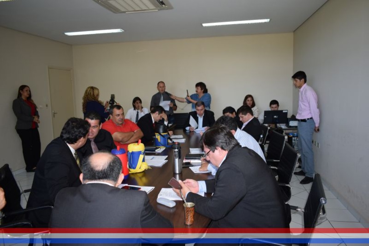 Foto 2 de SESION ORDINARIA DE LA JUNTA MUNICIPAL DE CAPIATA Expedientes Dictaminados y Notas Recibidas