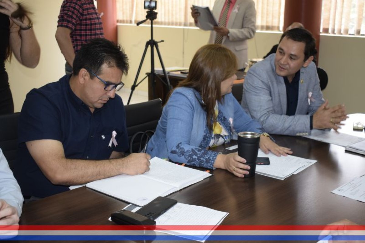 Foto 3 de SESION ORDINARIA DE LA JUNTA MUNICIPAL DE CAPIATA: Notas Recibidas, Nota Remitida y Expedientes Dictaminados