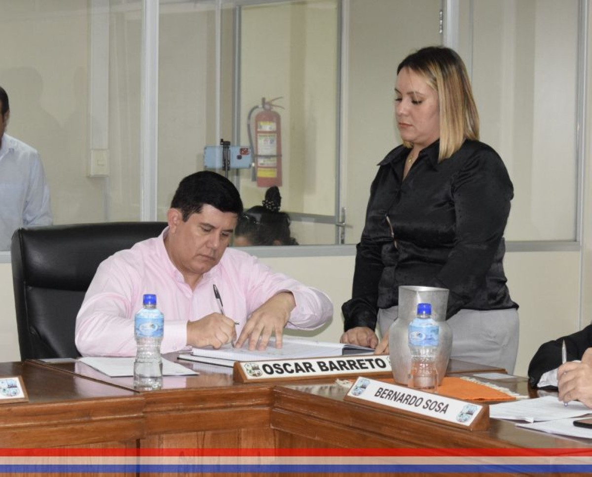 Foto 5 de SESION ORDINARIA DE LA JUNTA MUNICIPAL DE CAPIATA: Notas Recibidas, Nota Remitida y Expedientes Dictaminados