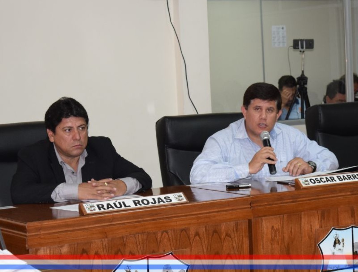 Foto 7 de Entrega de reconocimiento al Prof. Carlos Eusebio Díaz Alvarez