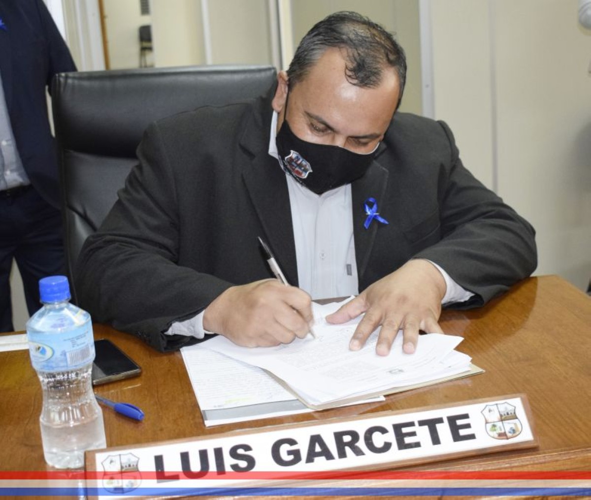 Foto 5 de Aprobaron adjudicación para la compra de productos alimenticios para personas de escasos recursos