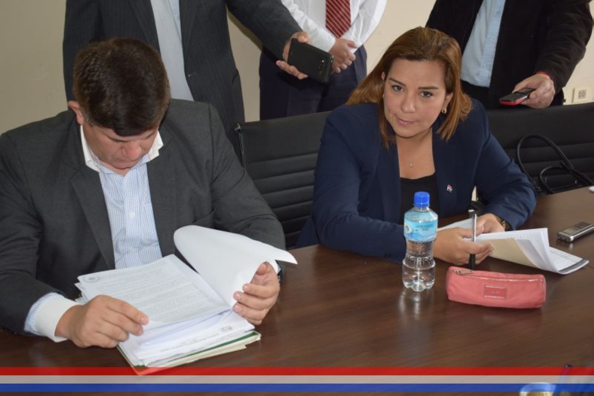 Foto 7 de SESION ORDINARIA DE LA JUNTA MUNICIPAL DE CAPIATA: Notas Recibidas, Nota Remitida y Expedientes Dictaminados