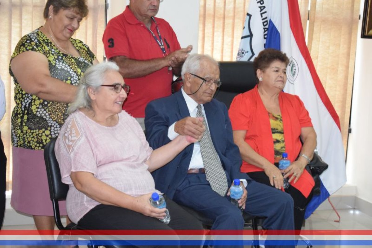 Foto 14 de Reconocimiento a Don Arsenio Salinas como "Ciudadano Ilustre de Capiatá"