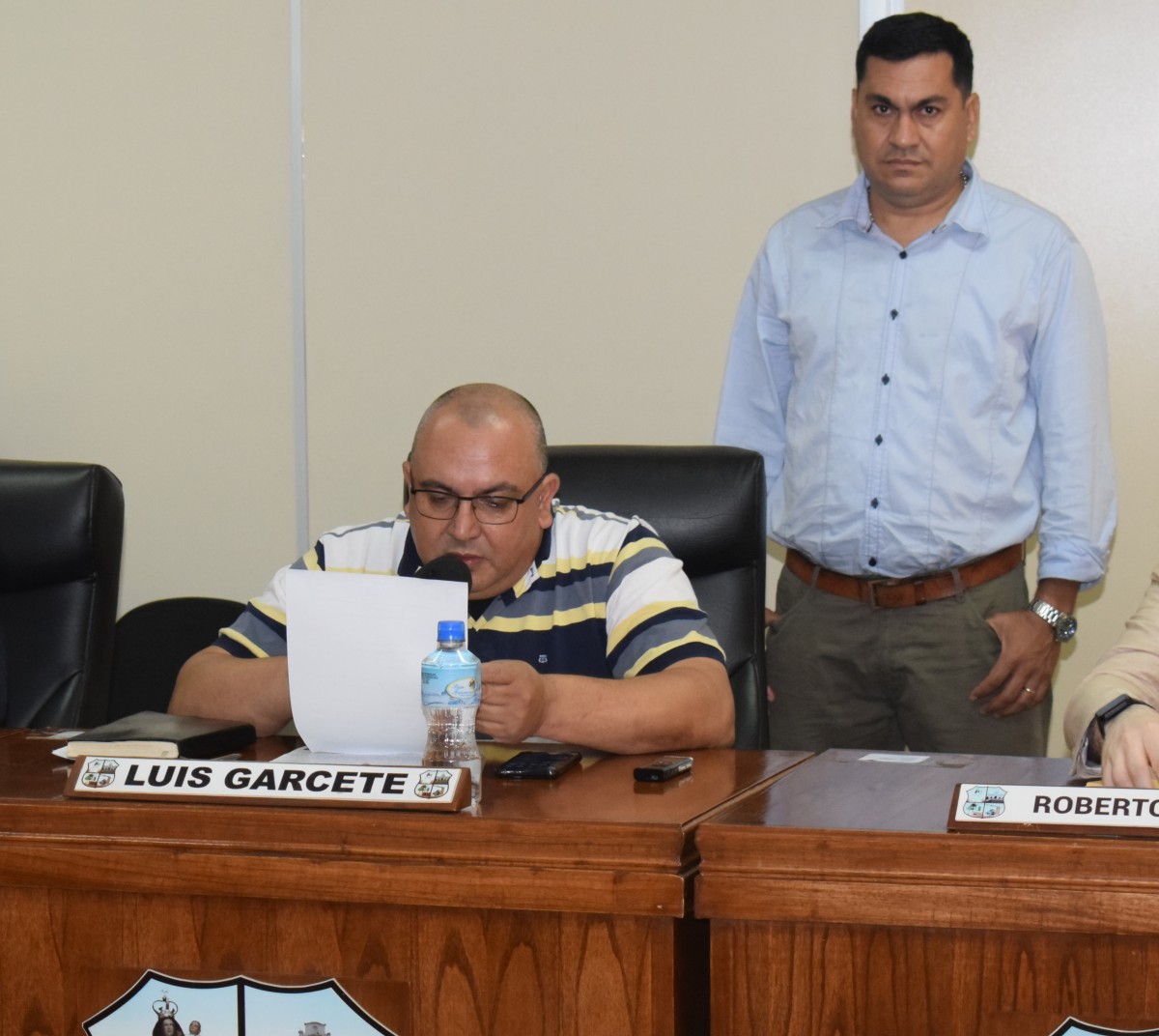 Foto 3 de SESION ORDINARIA DE LA JUNTA MUNICIPAL DE CAPIATA: Notas Recibidas, Nota Remitida y Expedientes Dictaminados