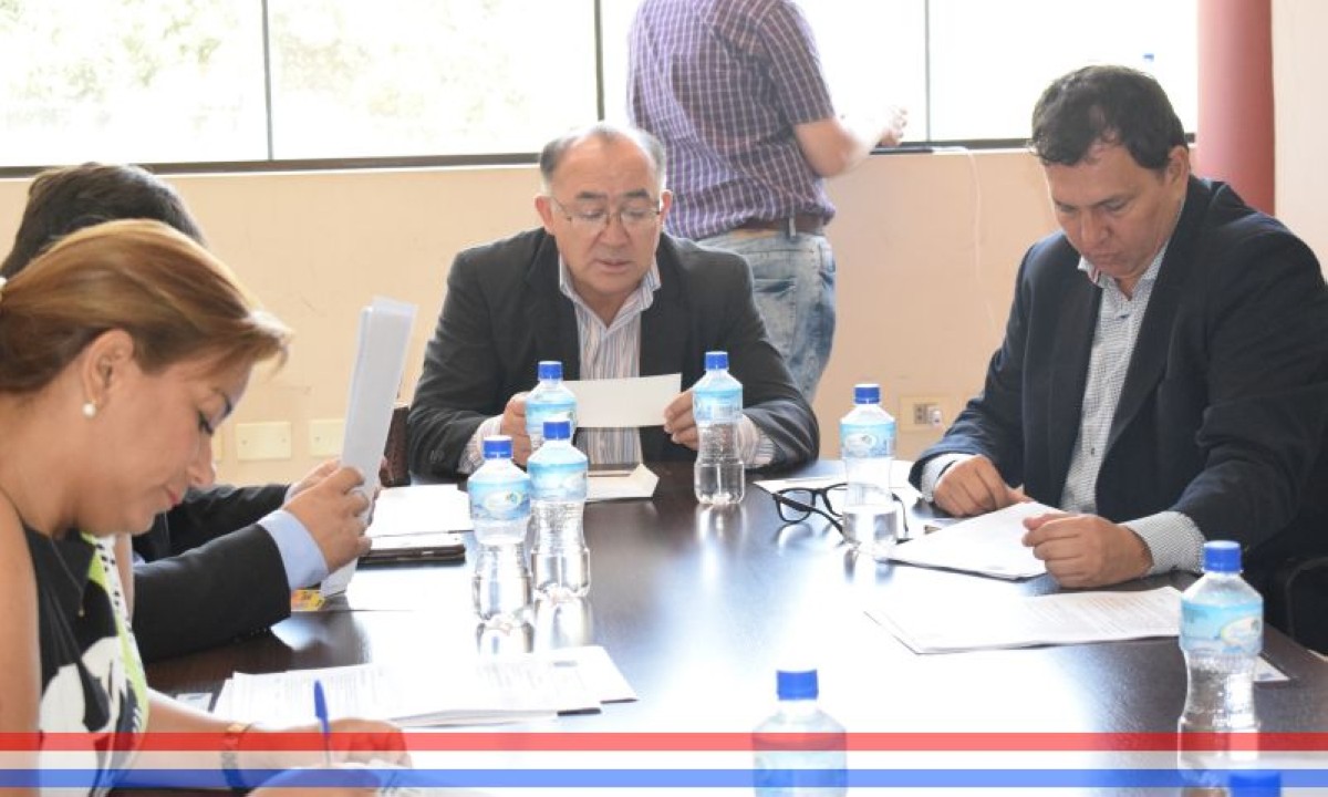Foto 10 de SESION ORDINARIA DE LA JUNTA MUNICIPAL DE CAPIATA: Notas Recibidas, Notas Remitidas y Expedientes Dictaminados