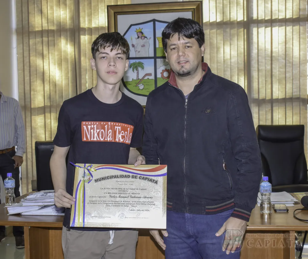 Foto 29 de Reconocimiento al Mérito a jóvenes capiateños que integran la Selección Paraguaya de Robótica