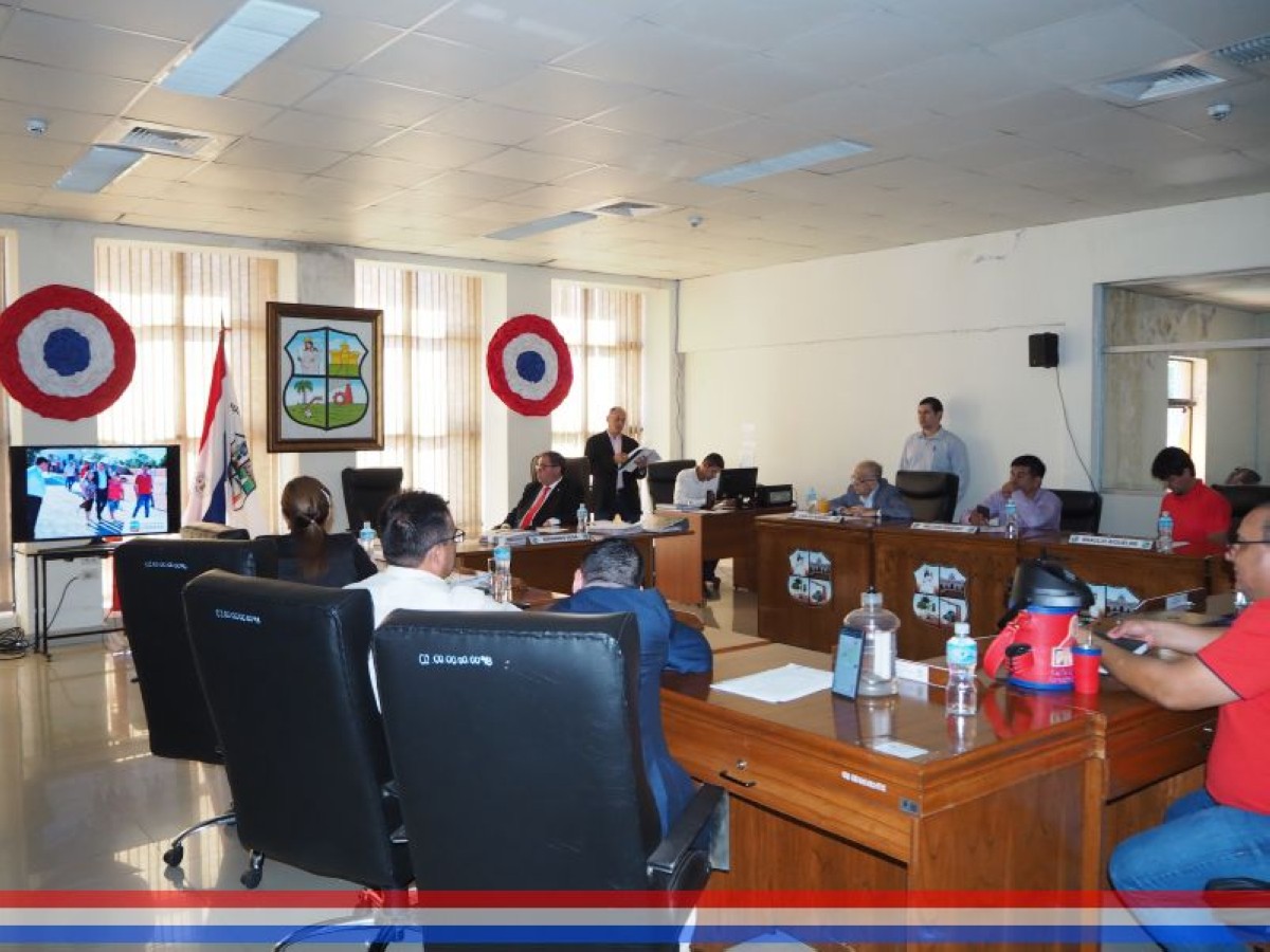 Foto 9 de Situación del nuevo cementerio municipal, motivo de álgido debate en el seno del Legislativo Comunal