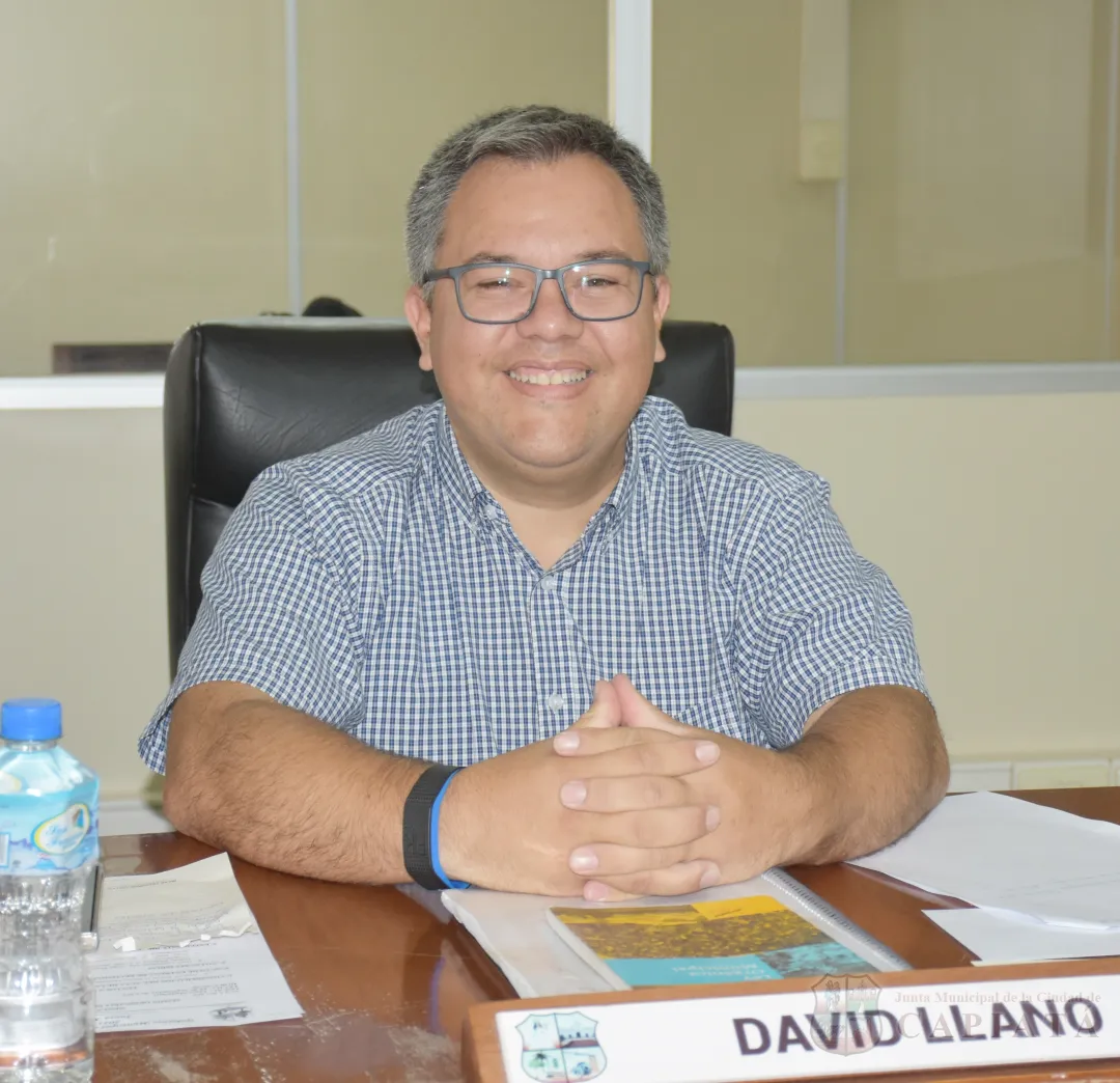 Foto 11 de SESION ORDINARIA DE LA JUNTA MUNICIPAL DE CAPIATA: Notas Recibidas y Expedientes Dictaminados