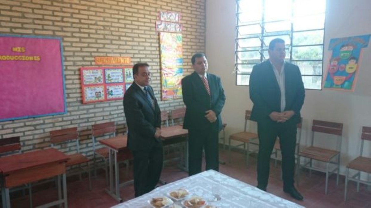 Foto 30 de Inauguración de nuevas aulas en la Esc. Bás. Santo Domingo Savio