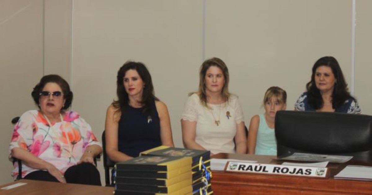 Foto 13 de Entrega de reconocimiento de Ciudadanía Ilustre a miembros de la familia Ceuppens – Talavera