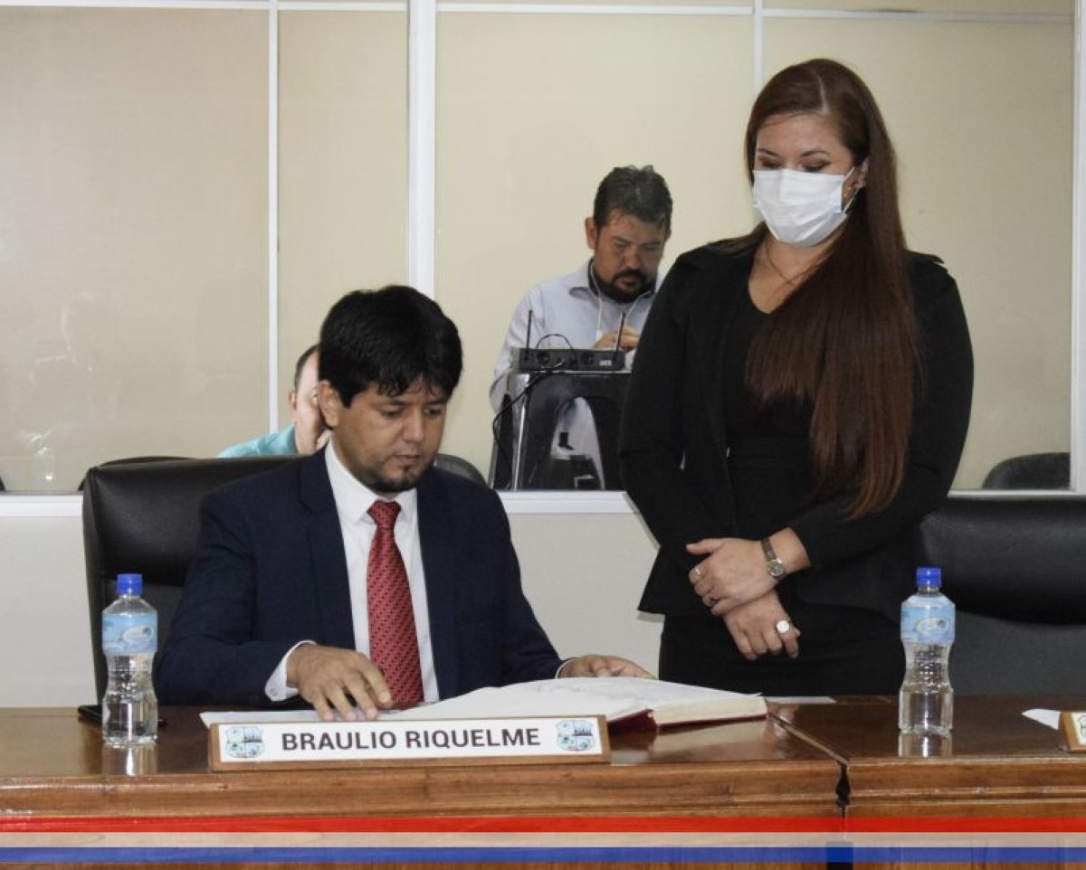 Foto 2 de SESION ORDINARIA DE LA JUNTA MUNICIPAL DE CAPIATA: Notas Recibidas y Expedientes Dictaminados