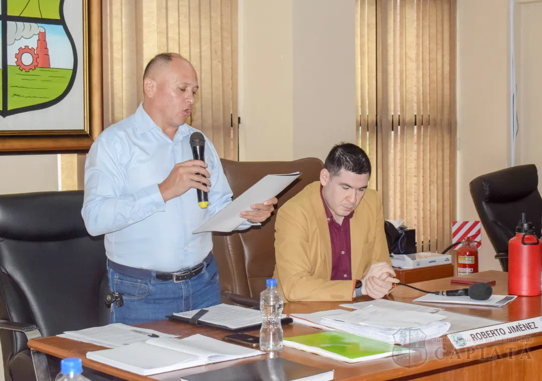Foto 13 de SESION ORDINARIA DE LA JUNTA MUNICIPAL DE CAPIATA: Notas Recibidas, Nota Remitida y Expedientes Dictaminados
