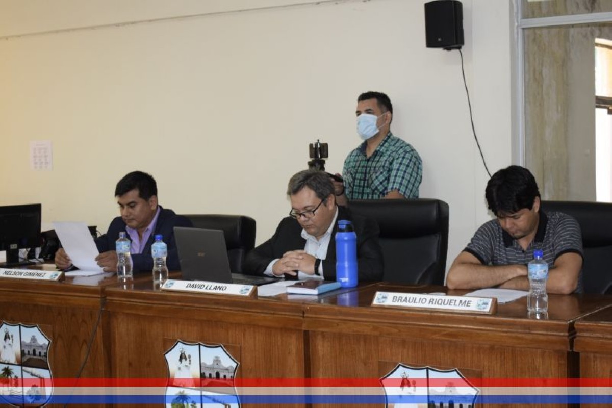 Foto 1 de SESION ORDINARIA DE LA JUNTA MUNICIPAL DE CAPIATA: Notas Recibidas, Nota Remitida y Expedientes Dictaminados