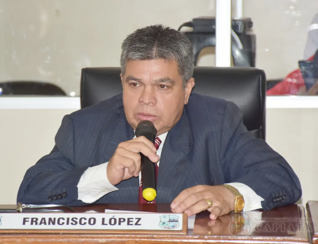 Foto 4 de En reunión con director de Tránsito analizarán la problemática de la expedición de registros “Categoría A” a conductores de plataformas