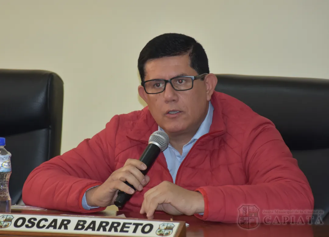 Foto 4 de SESION ORDINARIA DE LA JUNTA MUNICIPAL DE CAPIATA: Notas Recibidas y Expedientes Dictaminados
