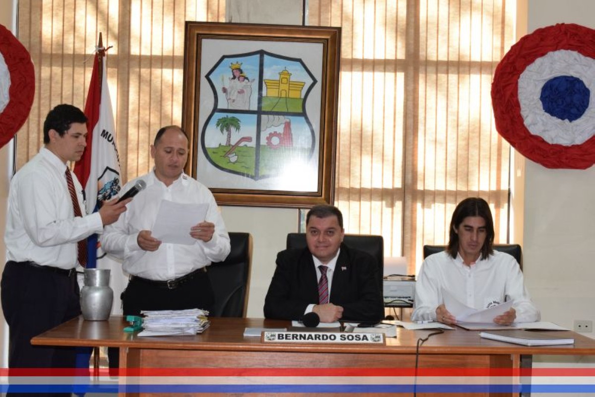 Foto 1 de SESION EXTRAORDINARIA DE LA JUNTA MUNICIPAL DE CAPIATA: Notas Recibidas, Nota Remitida y Expedientes Dictaminados
