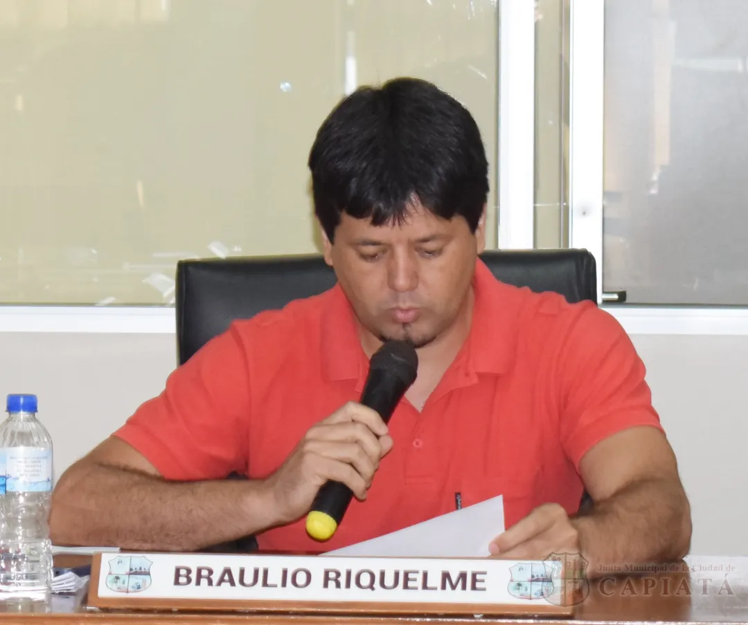 Foto 4 de Promulgación de la Ley Nº 7447/2025 que unifica los costos de la patentes de rodados fue materia de intenso debate en el Pleno