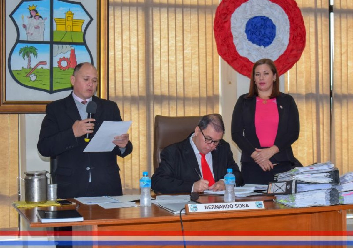 Foto 16 de SESION ORDINARIA DE LA JUNTA MUNICIPAL DE CAPIATA: Notas Recibidas, Nota Remitida y Expedientes Dictaminados