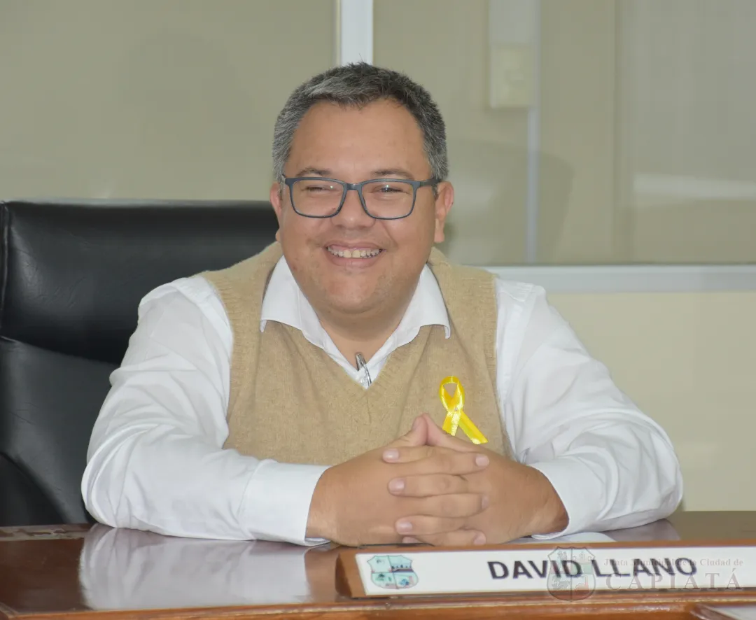 Foto 10 de SESION ORDINARIA DE LA JUNTA MUNICIPAL DE CAPIATA: Notas Recibidas y Expedientes Dictaminados